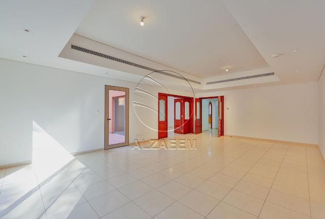 130219453 - Property Image 3