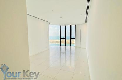 Apartment - 2 Bedrooms - 3 Bathrooms for rent in Burj Mohammed Bin Rashid at WTC - Corniche Road - Abu Dhabi