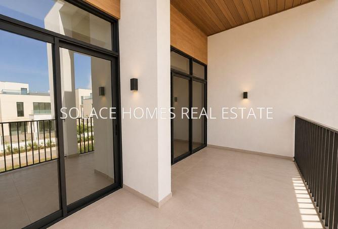 98270483 - Property Main Image