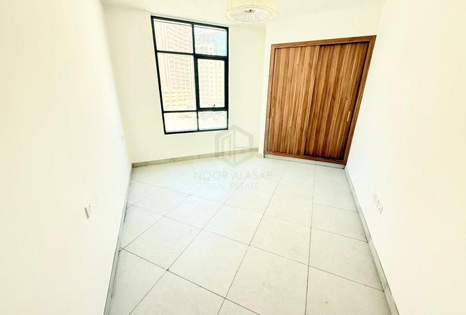 98277990 - صورة العقار 3