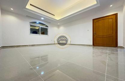 Apartment - Studio - 1 Bathroom for rent in Al Saada Street - Al Mushrif - Abu Dhabi