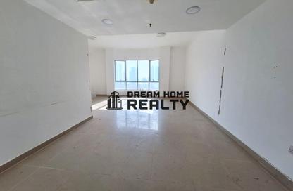 Apartment - 3 - 3 for rent in Riviera Tower - Al Khan Corniche - Al Khan - Sharjah Apartment - 3 - 3 for rent in Riviera Tower - Al Khan Corniche - Al Khan - Sharjah