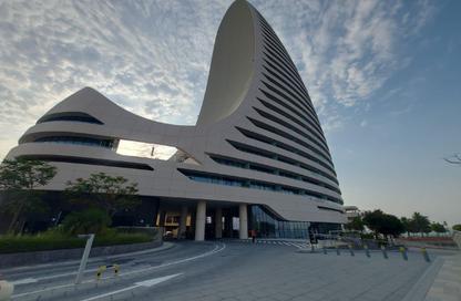 Apartment - 3 Bedrooms - 4 Bathrooms for rent in Al Sail Tower - Al Dana - Al Raha Beach - Abu Dhabi