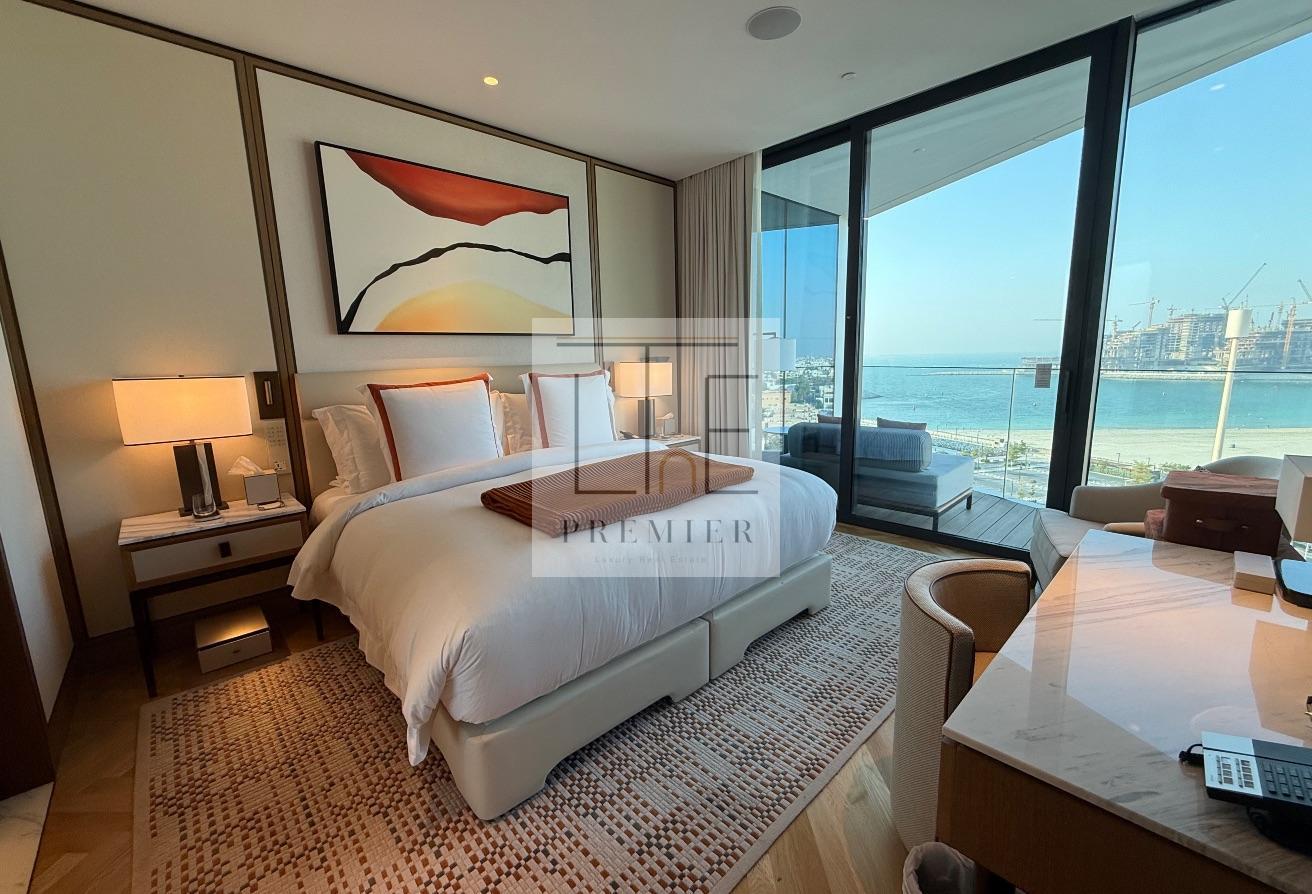 Signature 2BR | Burj View | Jumeirah Living photo 13