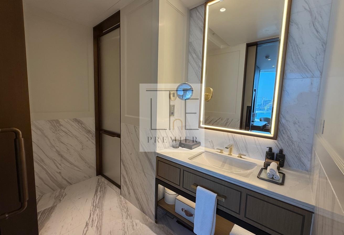 Signature 2BR | Burj View | Jumeirah Living photo 11