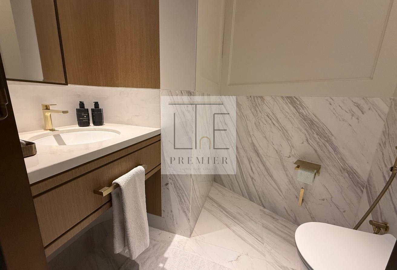 Signature 2BR | Burj View | Jumeirah Living photo 7