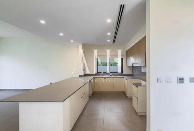 100427728 - Property Image 3