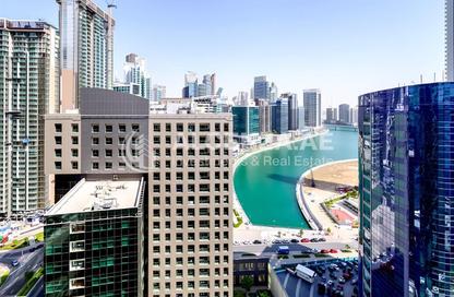 مكتب - استوديو - 1 حمام للبيع في برج بايناري - الخليج التجاري - دبي