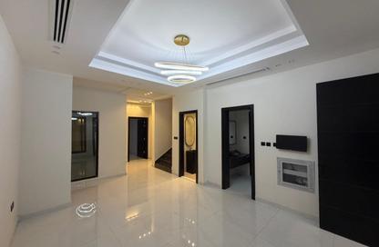 Villa - 5 - 7 for sale in Al Helio 1 - Al Helio - Ajman Villa - 5 - 7 for sale in Al Helio 1 - Al Helio - Ajman