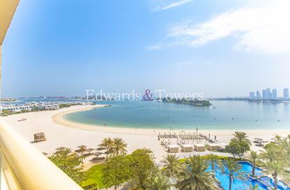 Apartment - 2 Bedrooms - 3 Bathrooms for rent in Al Khudrawi - Shoreline Apartments - Palm Jumeirah - Dubai