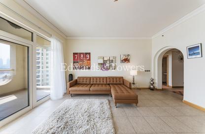 Apartment - 2 Bedrooms - 3 Bathrooms for rent in Al Khudrawi - Shoreline Apartments - Palm Jumeirah - Dubai