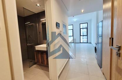 Apartment - Studio - 1 for rent in Souks Residential - Al Mamsha - Muwaileh - Sharjah Apartment - Studio - 1 for rent in Souks Residential - Al Mamsha - Muwaileh - Sharjah