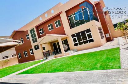 Villa - 4 Bedrooms - 5 Bathrooms for rent in Nad Al Sheba 4 - Nad Al Sheba - Dubai