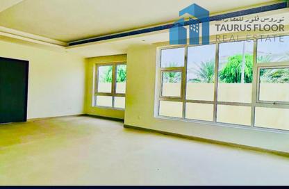 Villa - 4 Bedrooms - 5 Bathrooms for rent in Nad Al Sheba 4 - Nad Al Sheba - Dubai