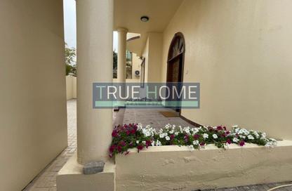 Villa - 4 - 6 for rent in Al Hooshi Villas - Hoshi - Al Badie - Sharjah Villa - 4 - 6 for rent in Al Hooshi Villas - Hoshi - Al Badie - Sharjah