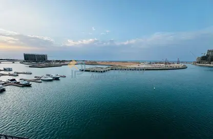 شقة - 2 غرف نوم - 3 حمامات للايجار في 12B البحيرة - لاجون - ميناء العرب - راس الخيمة - رأس الخيمة