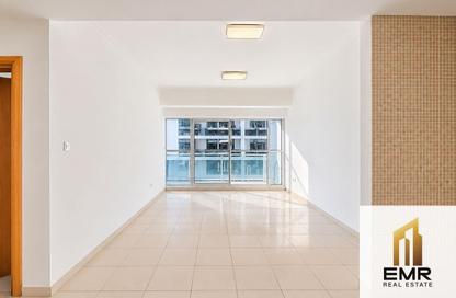 Apartment - 1 - 1 for rent in Mayfair Residency - Business Bay - Dubai