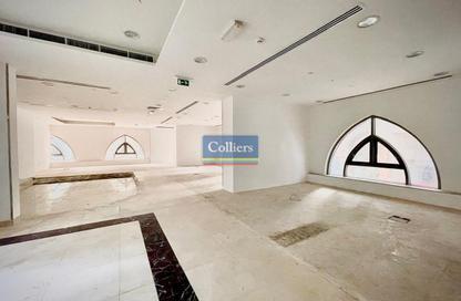 Office Space - Studio - 1 Bathroom for rent in Al Neem Tower - Khalifa Street - Abu Dhabi