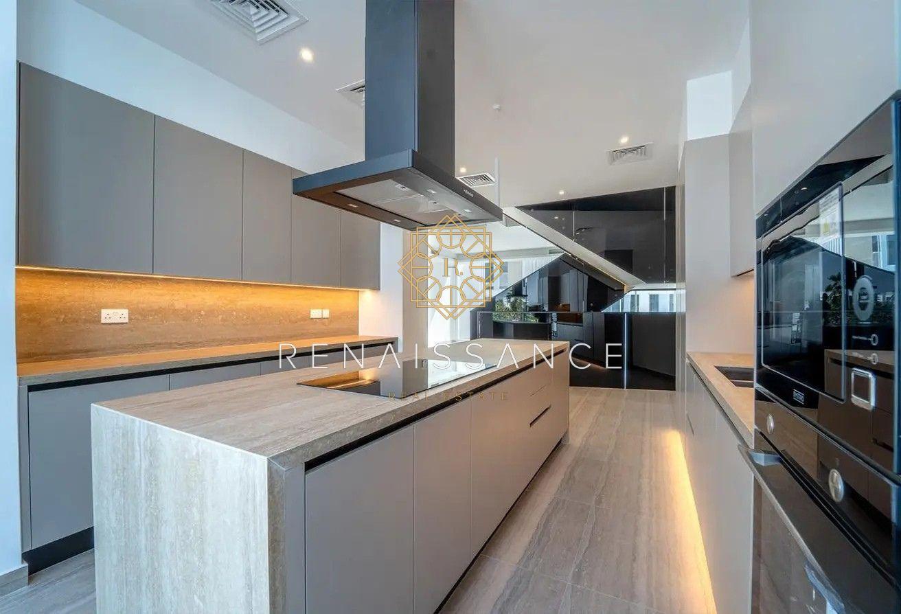 4BR Luxury Living Townhouse | Available Now photo 6