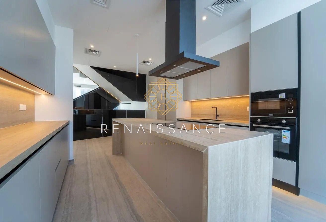 4BR Luxury Living Townhouse | Available Now photo 7