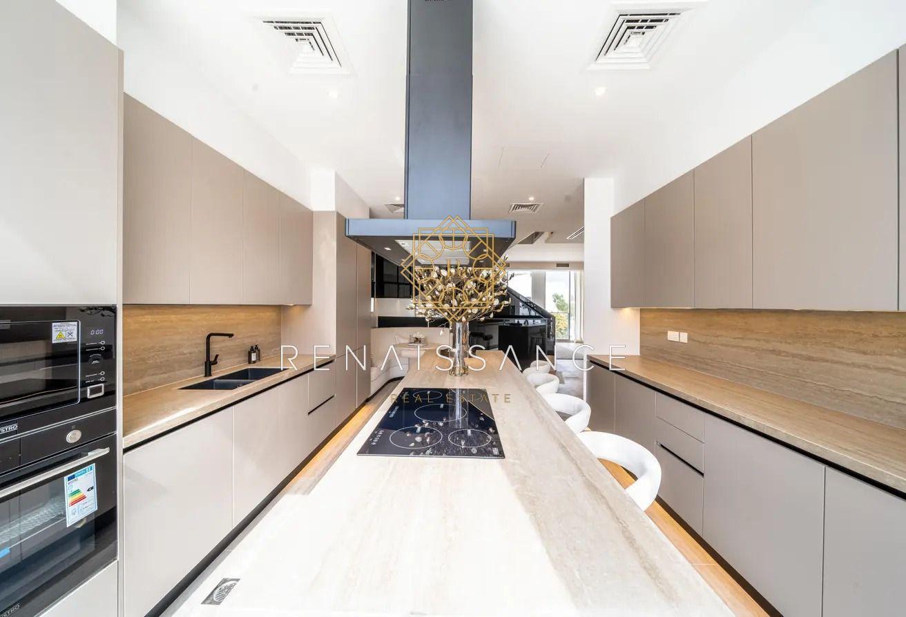 4BR Luxury Living Townhouse | Available Now photo 4