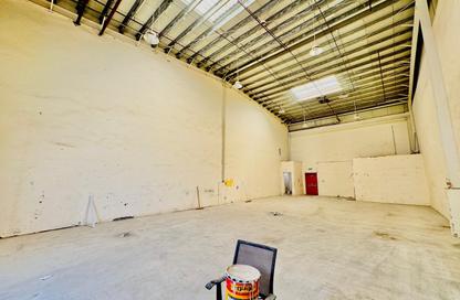 Warehouse - Studio - 1 for rent in Al Jlail - Al Sajaa - Sharjah