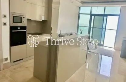 Apartment - 2 Bedrooms - 4 Bathrooms for rent in The 8 - The Crescent - Palm Jumeirah - Dubai