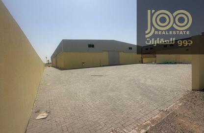 Warehouse - Studio - 4 for rent in Umm Al Thuoob - Umm Al Quwain