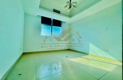 Apartment - 1 Bedroom - 2 Bathrooms for rent in Jumeirah Garden City - Al Satwa - Dubai