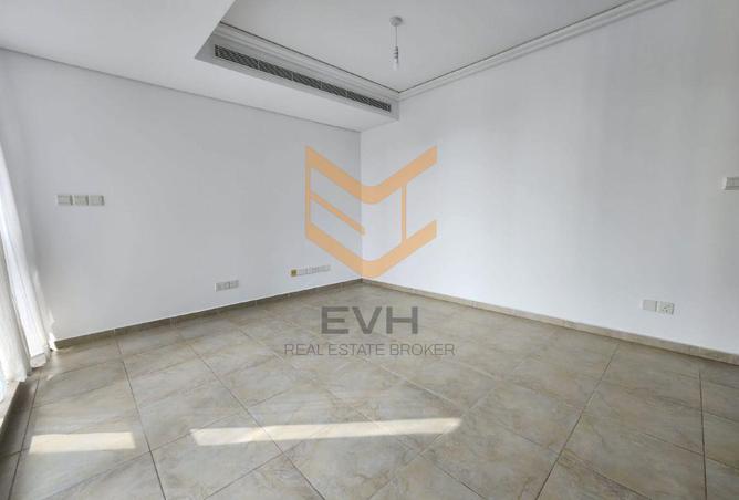 85754853 - Property Image 2