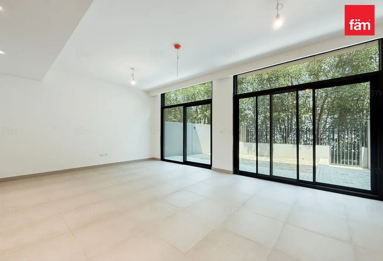 156897000 - Property Main Image