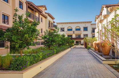 Apartment - 1 Bedroom - 2 Bathrooms for sale in Qamar 7 - Madinat Badr - Al Muhaisnah - Dubai