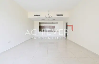 شقة - غرفة نوم - 2 حمامات للبيع في سبيكا رزدنشال - الضاحية 10 - قرية جميرا الدائرية - دبي