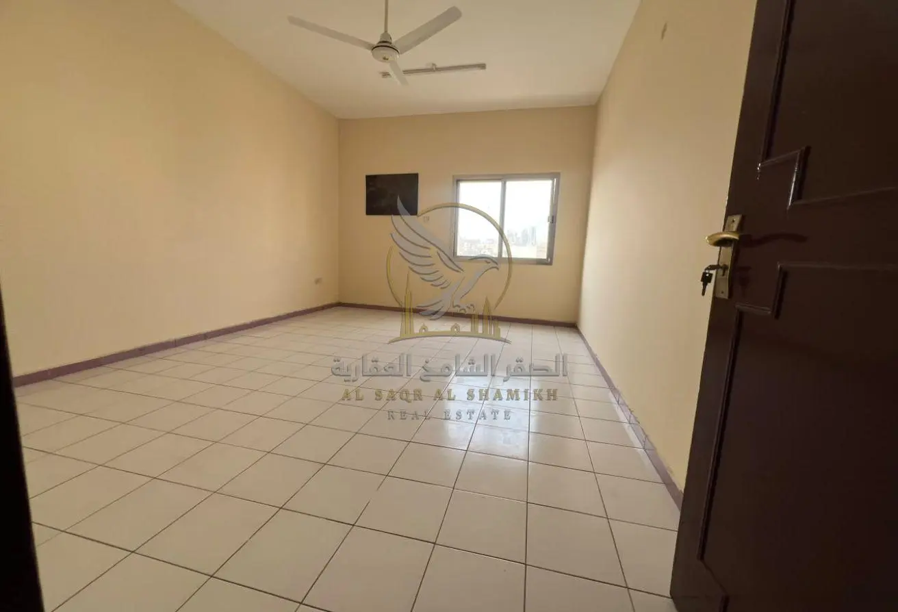 163702909 - الصورة الرئيسية للعقار