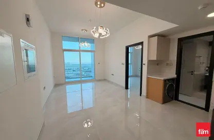 شقة - غرفة نوم - 2 حمامات للايجار في سكايز من دانوب - ارجان - دبي