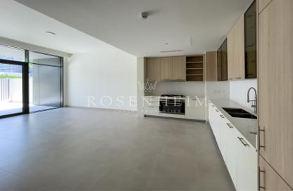 Apartment - 3 Bedrooms - 3 Bathrooms for rent in Parkside Views - Dubai Hills Estate - Dubai