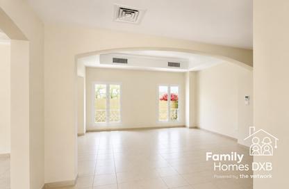 Villa - 4 - 4 for sale in Meadows 1 - Meadows - Dubai