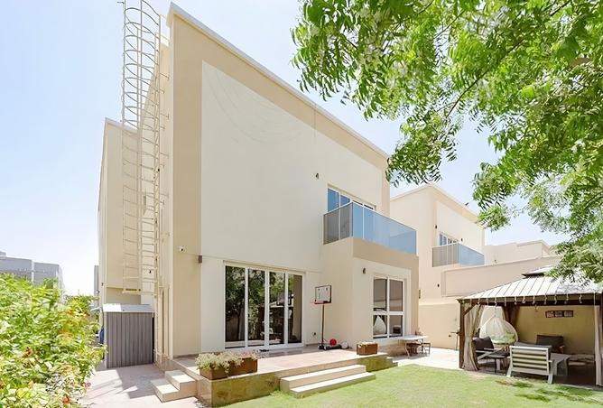 129751763 - Property Image 2