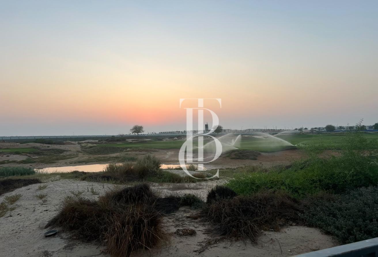 Single Row I Golf Course View I Landscaped photo 9