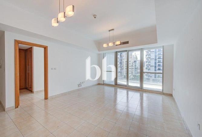 121989646 - Property Image 3