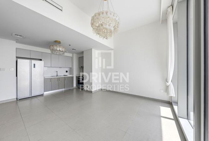 Ready to Move in | Spacious | Prime Location photo 3