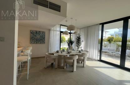 تاون هاوس - 4 - 6 للبيع في جزيرة الشمس - مدينة أجمل مكان - مدينة الواجهة المائية لإمارة الشارقة - الشارقة