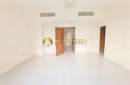 دوبلكس - 2 غرف نوم - 3 حمامات للايجار في بناية الوليد - الضاحية 13 - قرية جميرا الدائرية - دبي