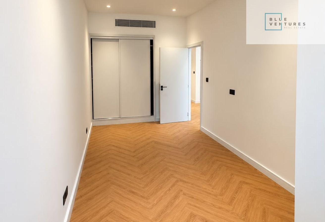 Upgraded | White Goods Included | Balcony photo 7