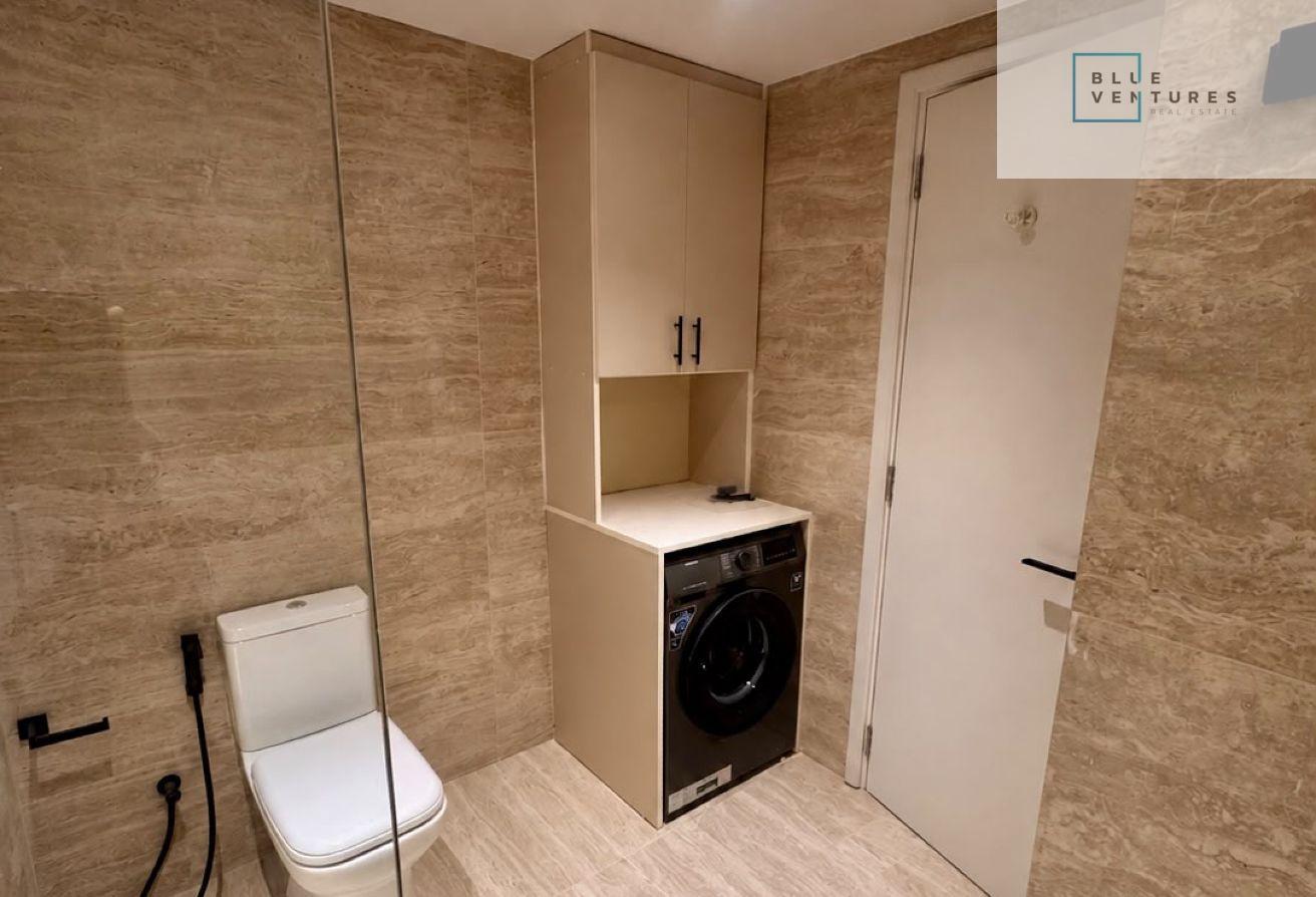 Upgraded | White Goods Included | Balcony photo 6