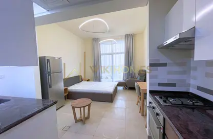 Apartment - 1 Bathroom for rent in Azizi Plaza - Al Furjan - Dubai