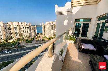 Apartment - 3 Bedrooms - 4 Bathrooms for rent in Al Khushkar - Shoreline Apartments - Palm Jumeirah - Dubai