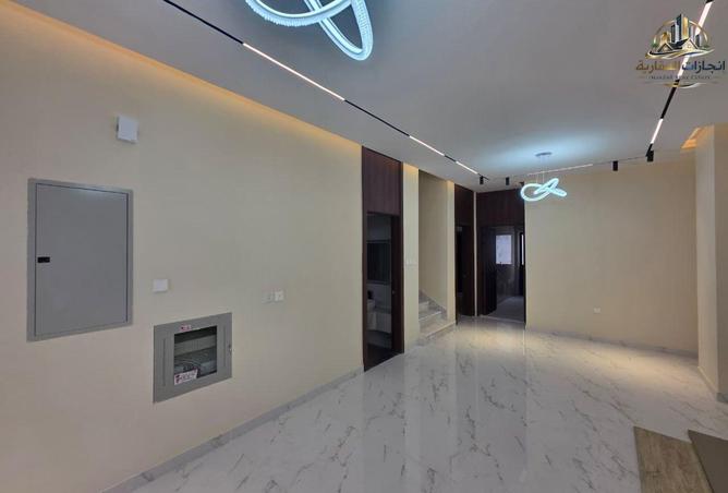 75408333 - Property Image 2