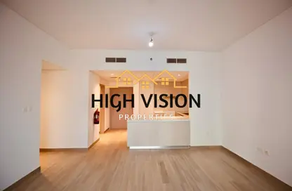 Apartment - 2 Bedrooms - 2 Bathrooms for sale in Waters Edge - Yas Island - Abu Dhabi