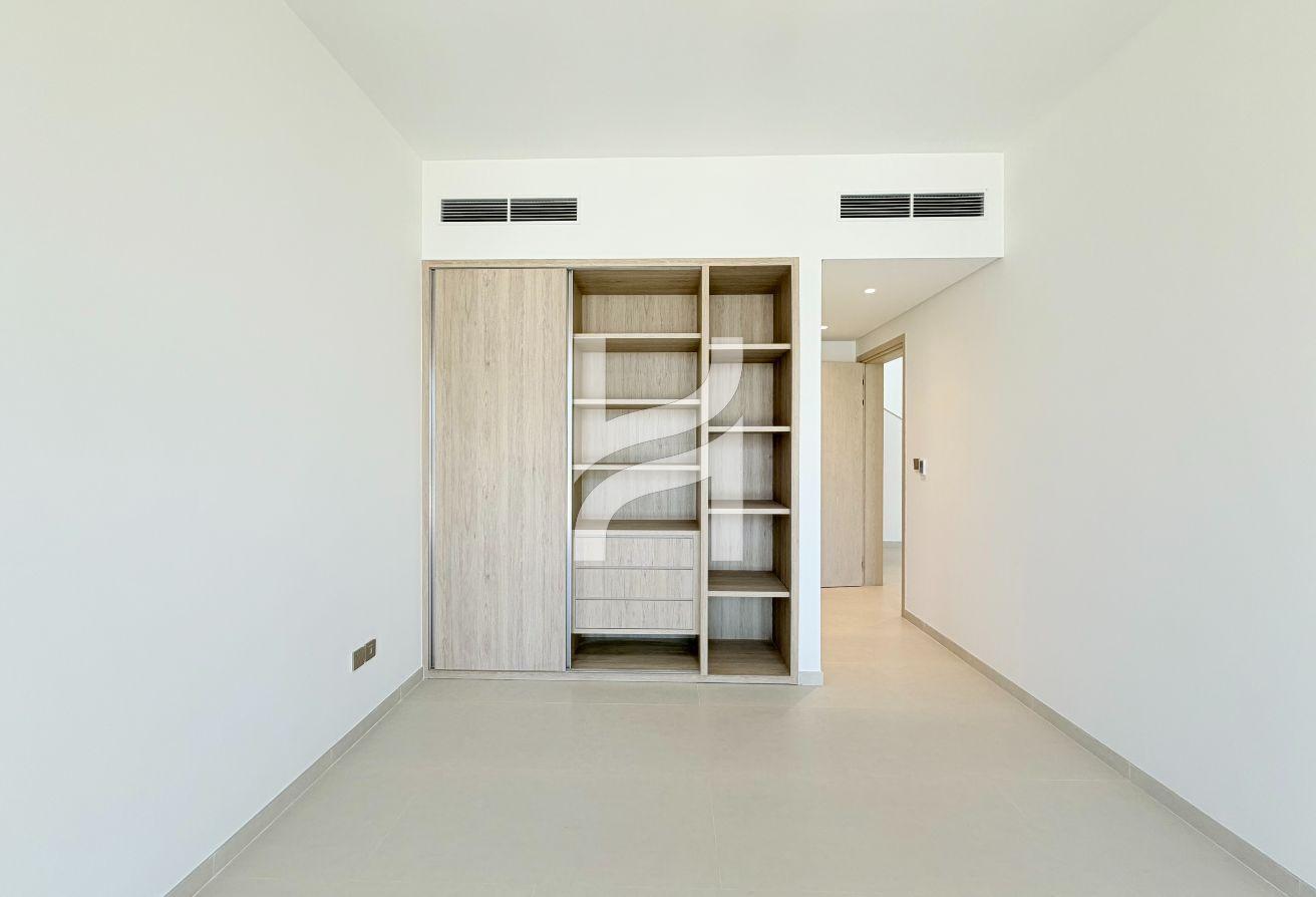 Vastu | Massive Plot | Brand New | Ready To Move photo 7